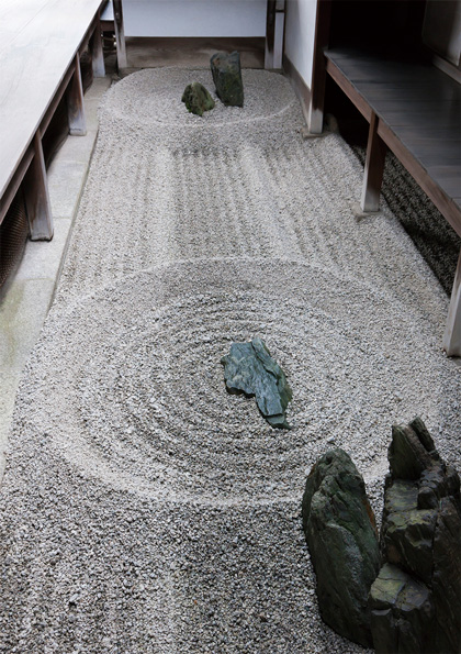 京都 大徳寺 龍源院の枯山水 方丈東側庭園
